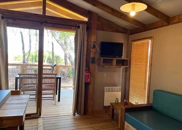 Camping la Tamarissière